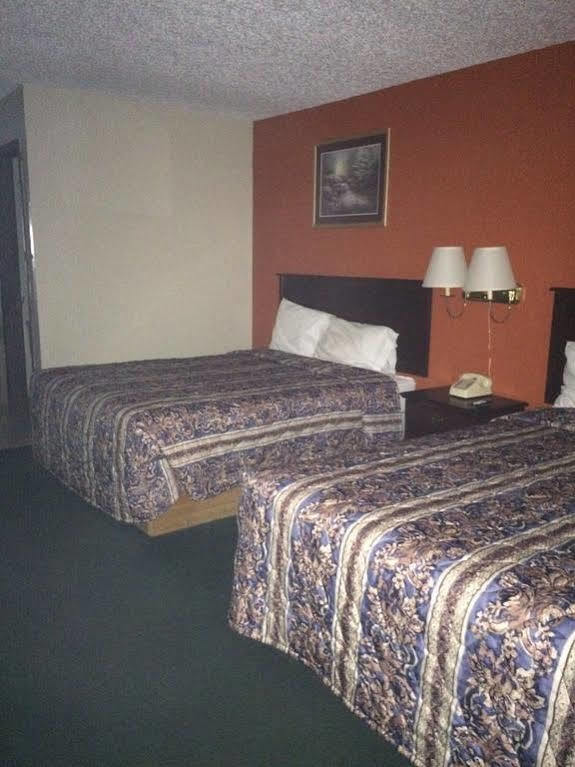 Relax Inn Henryetta Dış mekan fotoğraf